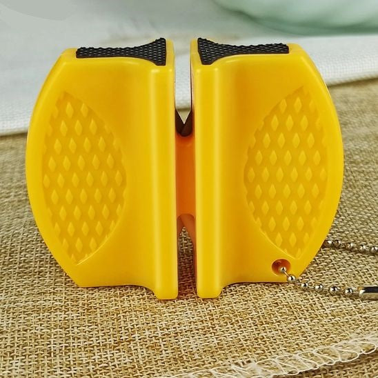 aiguiseur de couteaux simple portatif de couleur jaune