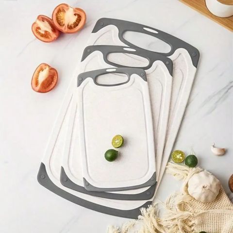 planche-a-decouper-plastique-pc'essentiel-le-travail-plus-efficace