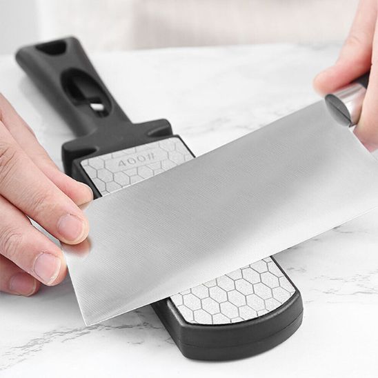 Aiguiseur couteau geste simple, conçu pour cet usage