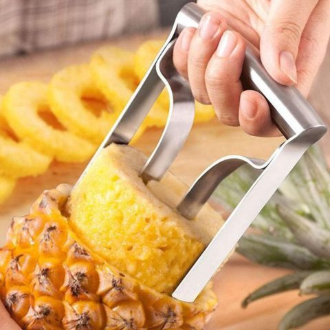 Coupe ananas rondparfaite, fini les doigts collants.