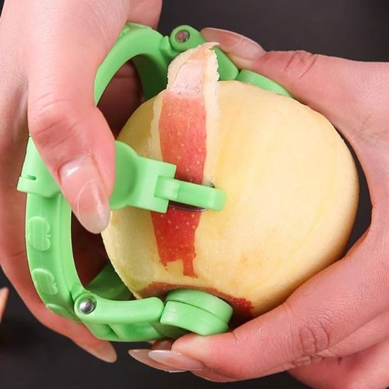 Éplucheur pomme, pomrotatif, dans votre cuisine