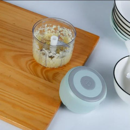 hachoir electrique rapide précis la saveur en main