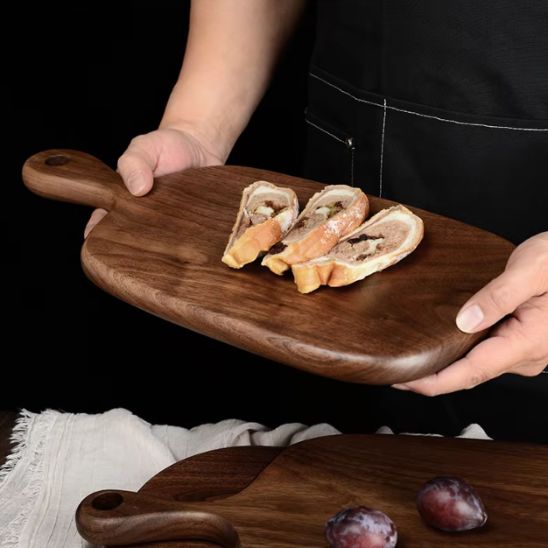 planche à découper bois naturel durable la chaleur naturelle