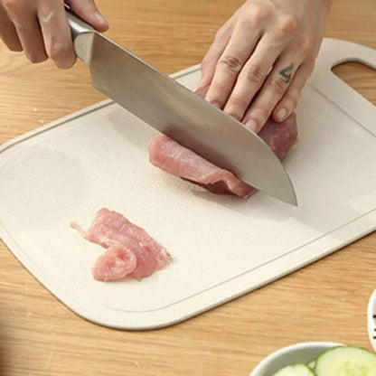 Planche à découper plastique style premium, surtout dans les petits espaces