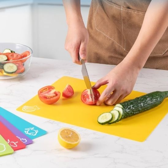 planche à découper plastique ultra confort pour travailler confortablement