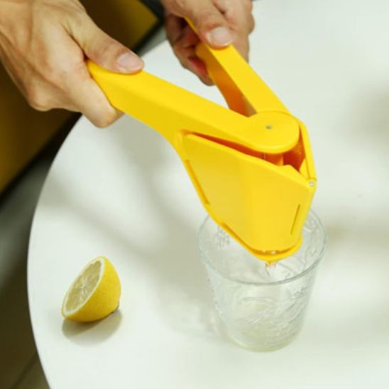 Presse-citron manuel Extractjus, accessible, prêt à vous servir